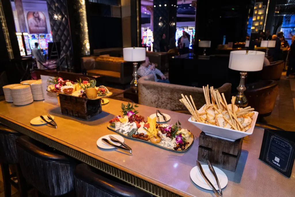 08 12 2025 Cocktail 4998